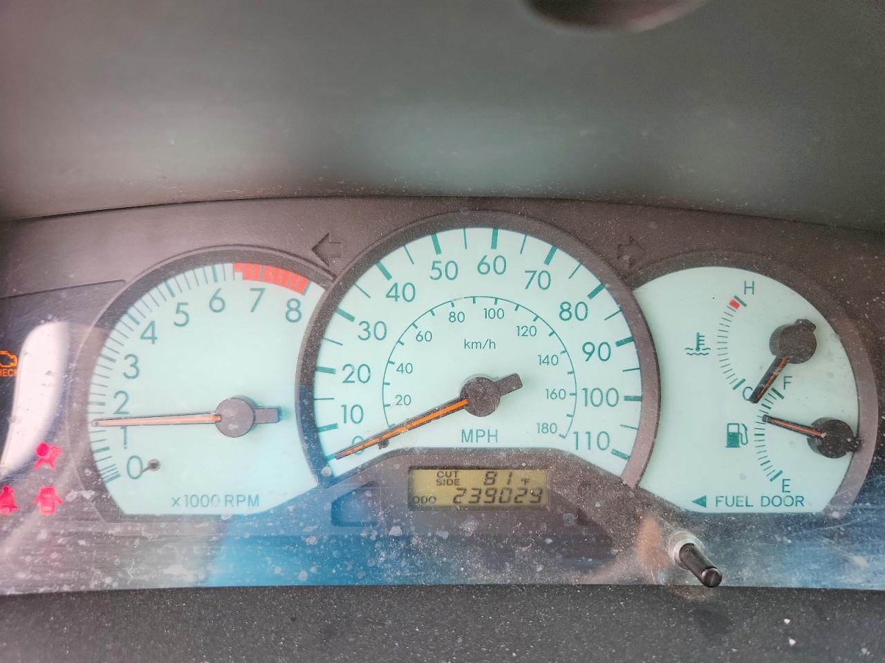 2004 TOYOTA COROLLA