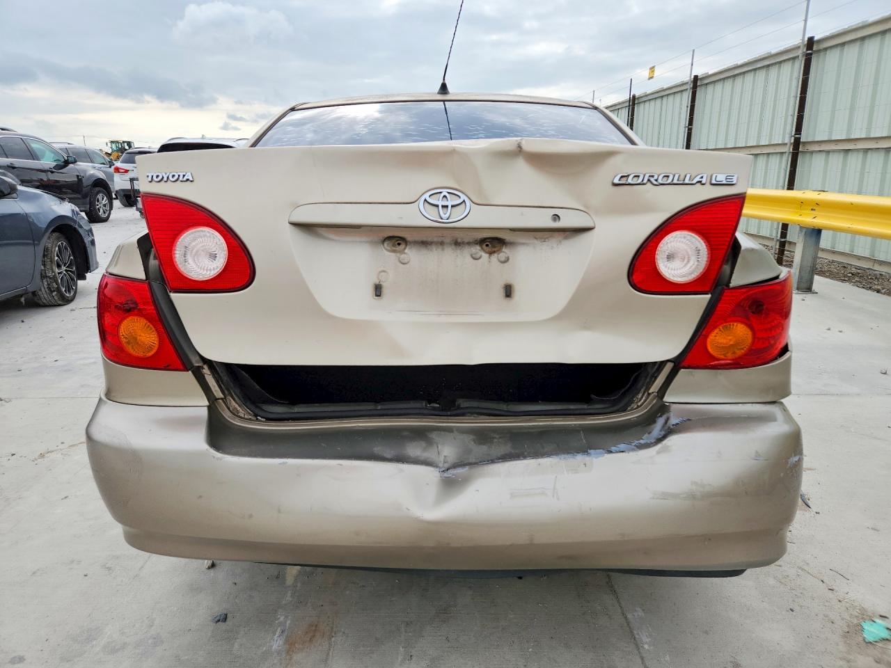 2004 TOYOTA COROLLA