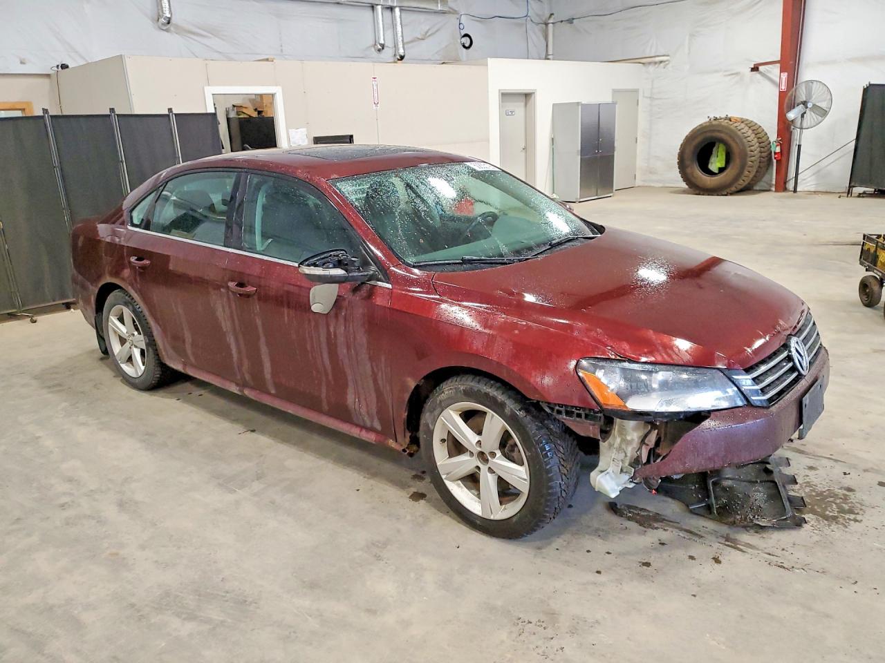 2012 VOLKSWAGEN PASSAT