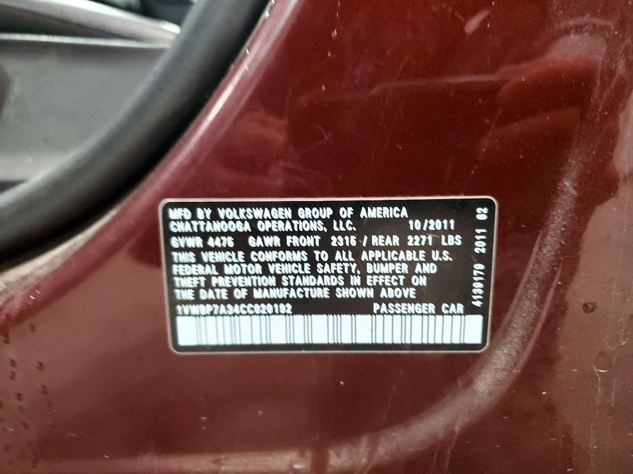 2012 VOLKSWAGEN PASSAT