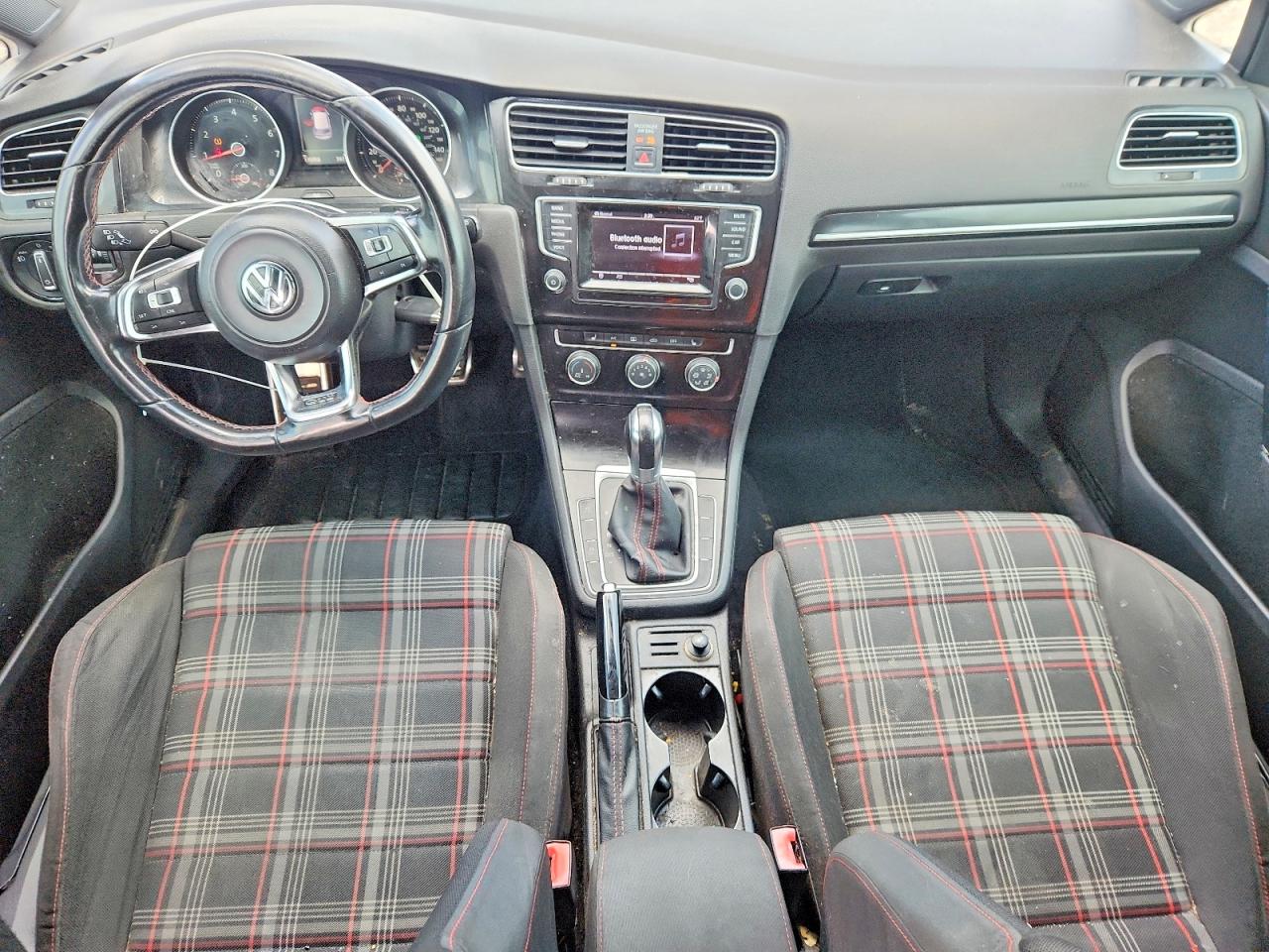 2015 VOLKSWAGEN GTI