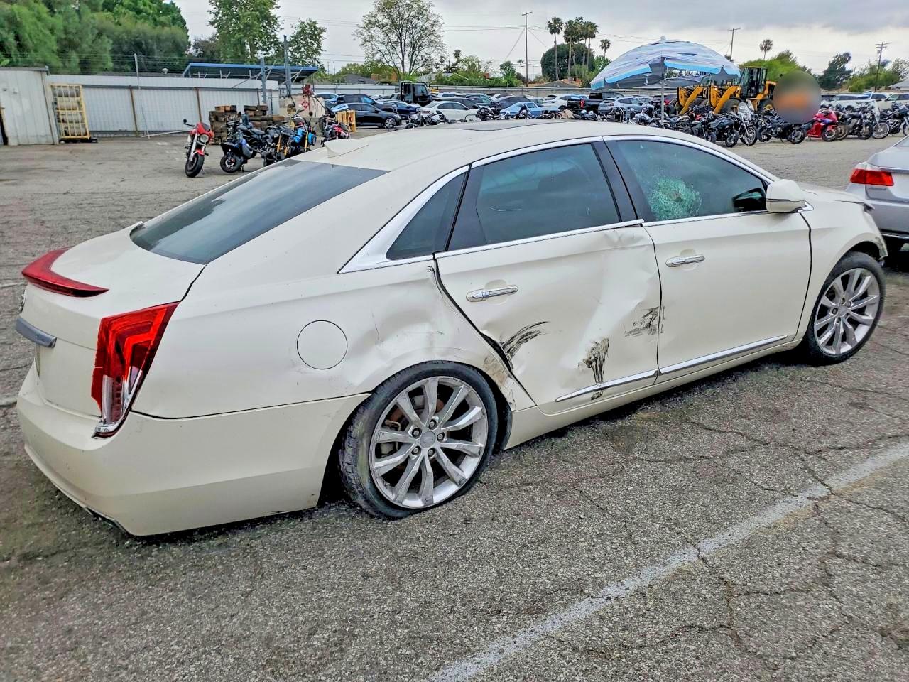 2015 CADILLAC XTS