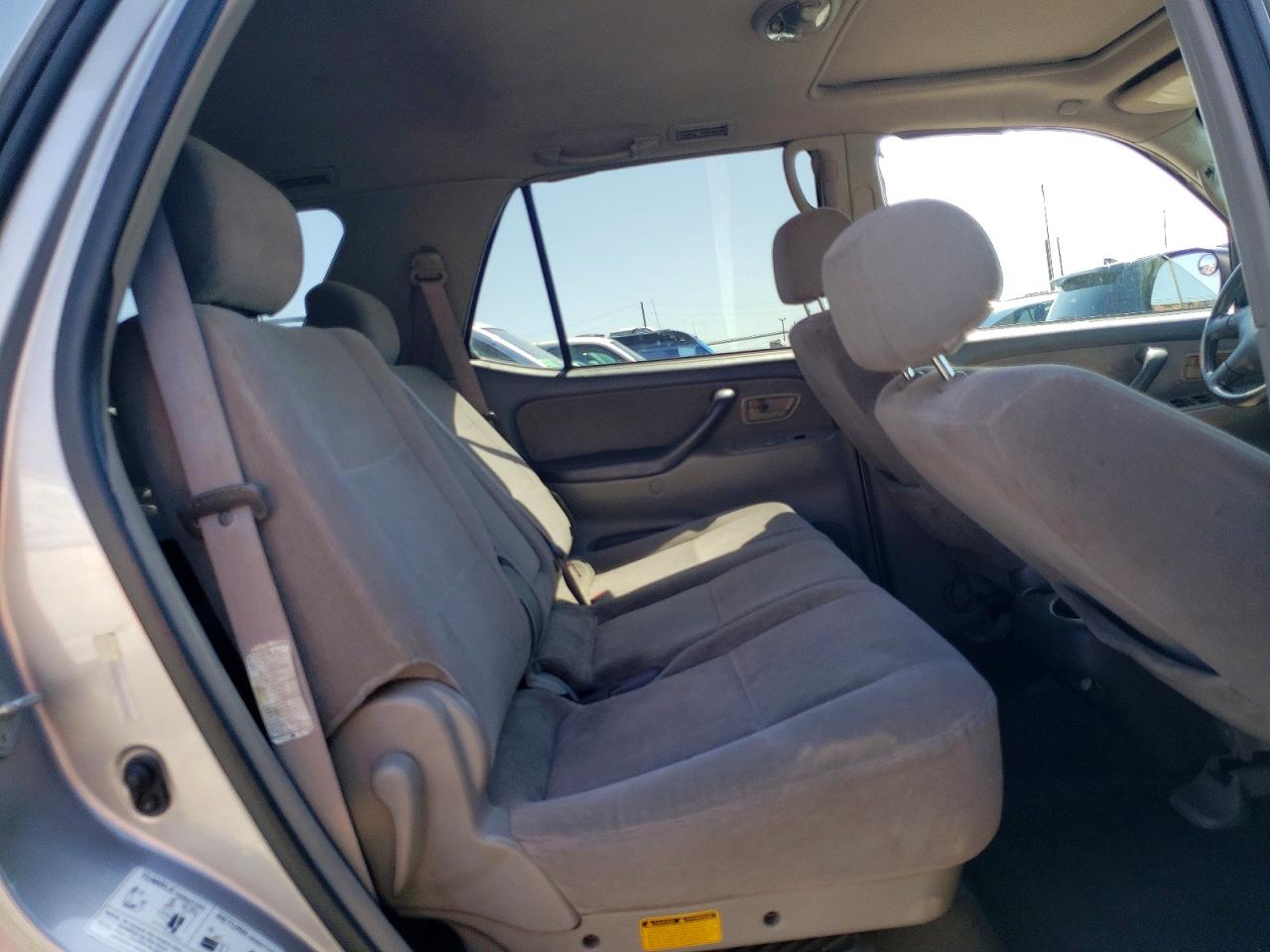 2001 TOYOTA SEQUOIA