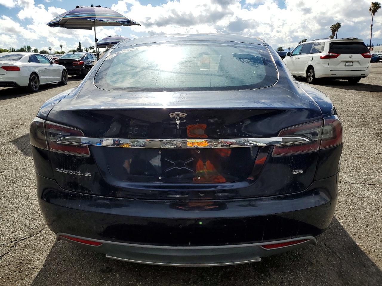 2015 TESLA MODEL S
