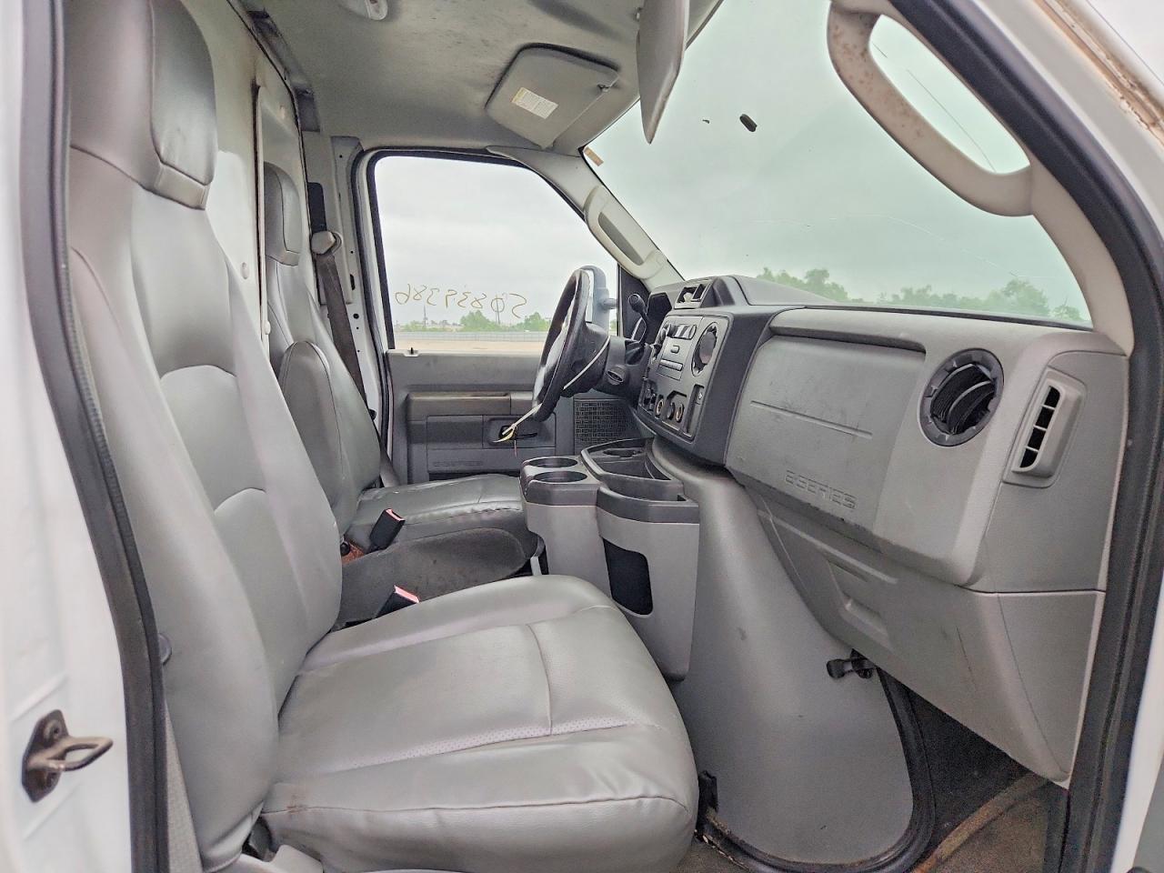 2012 FORD ECONOLINE