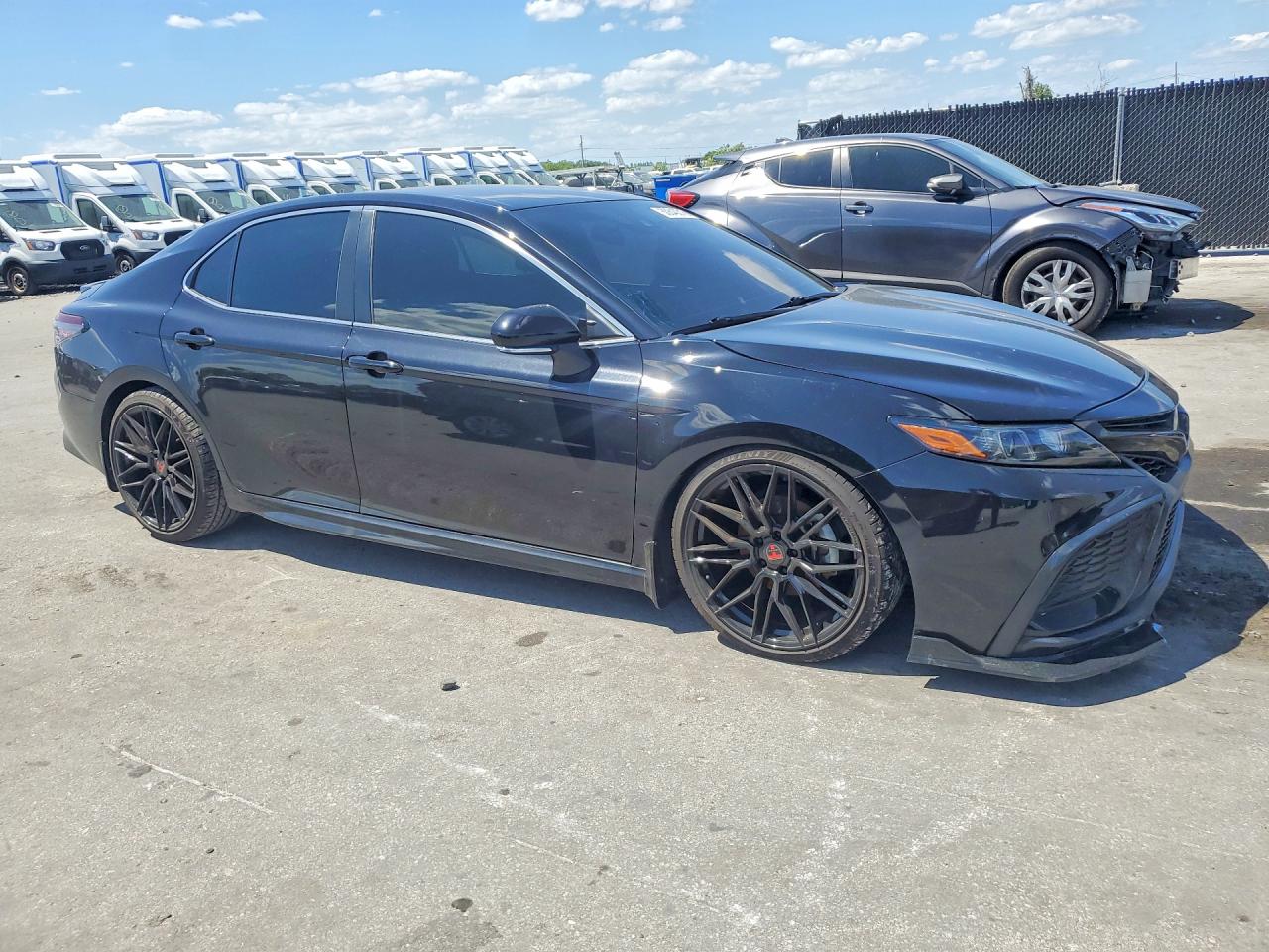 2023 TOYOTA CAMRY