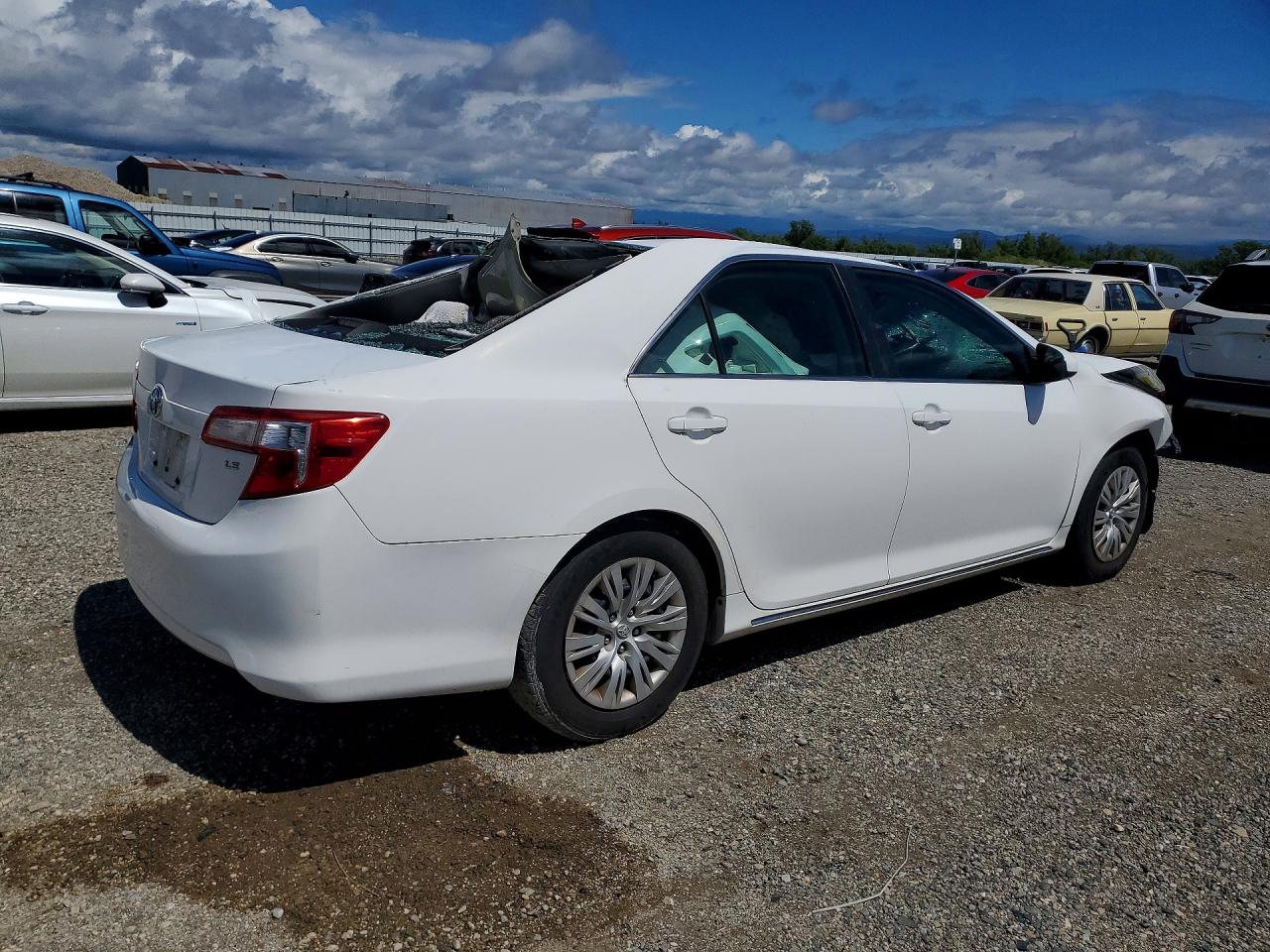 2012 TOYOTA CAMRY