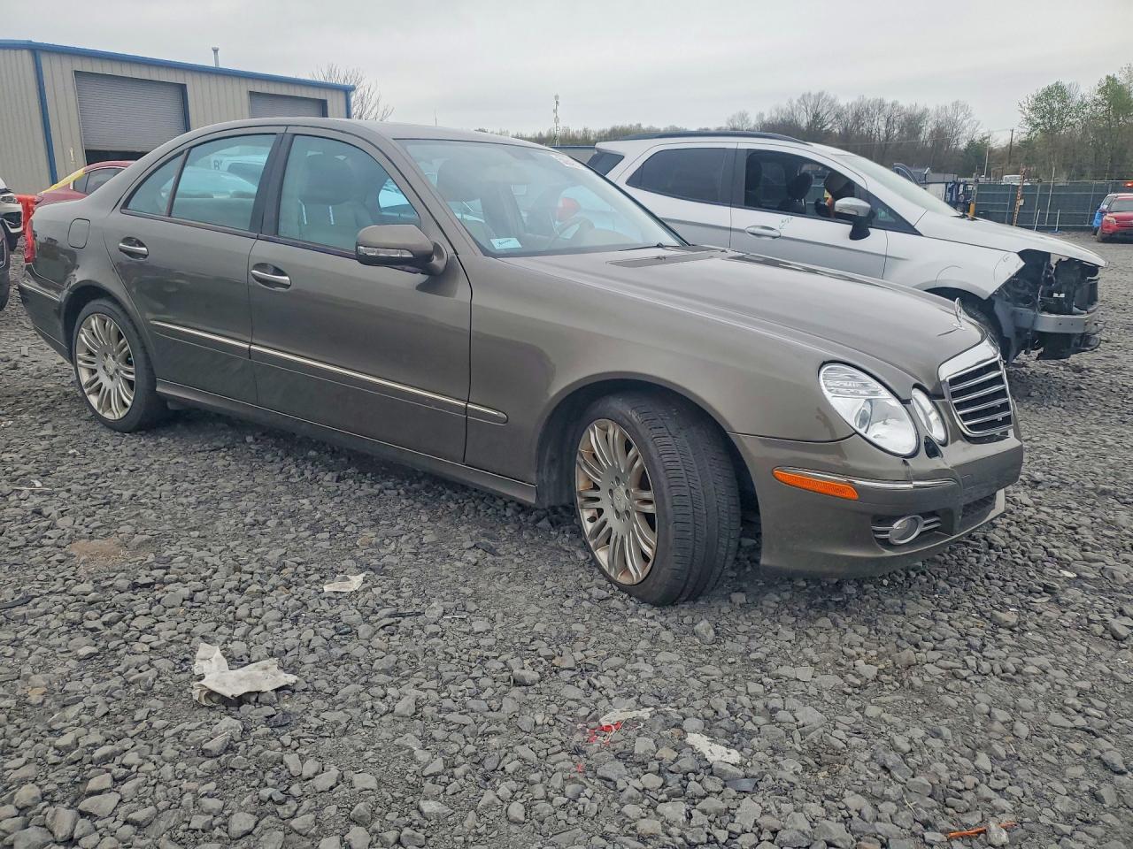 2008 MERCEDES BENZ E-CLASS
