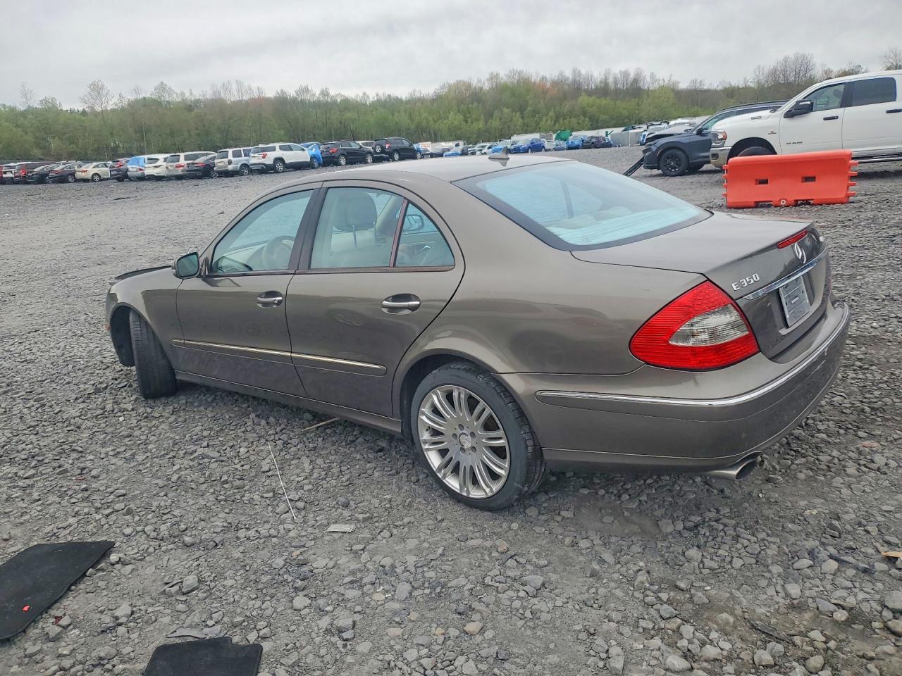 2008 MERCEDES BENZ E-CLASS