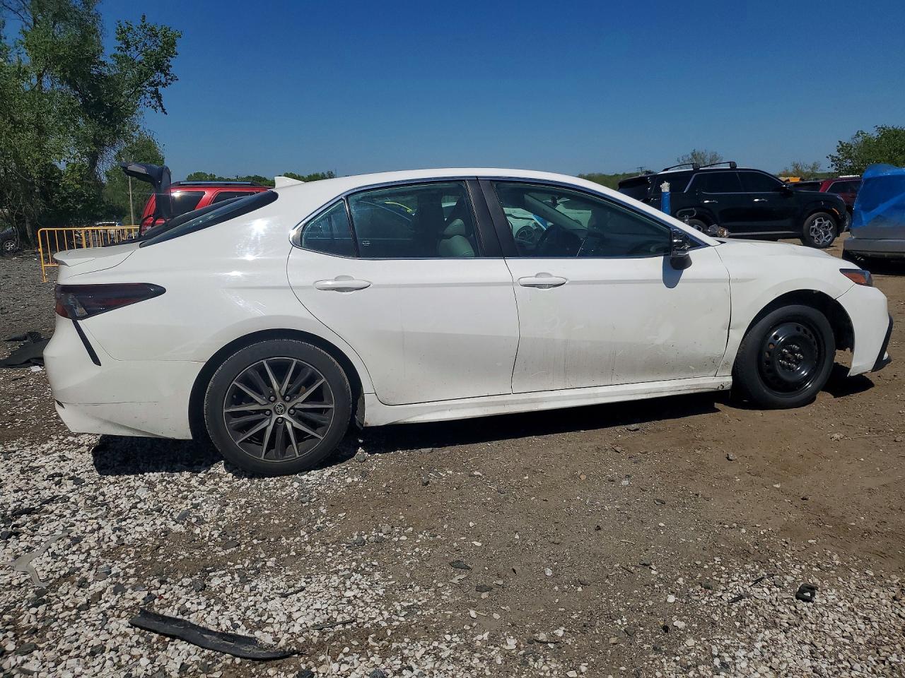 2023 TOYOTA CAMRY