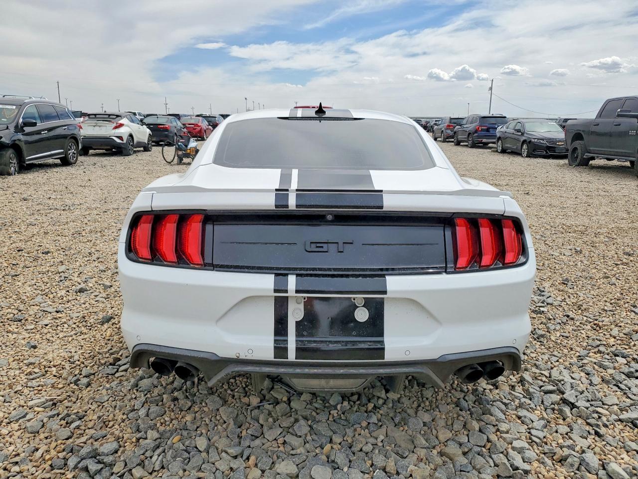 2021 FORD MUSTANG