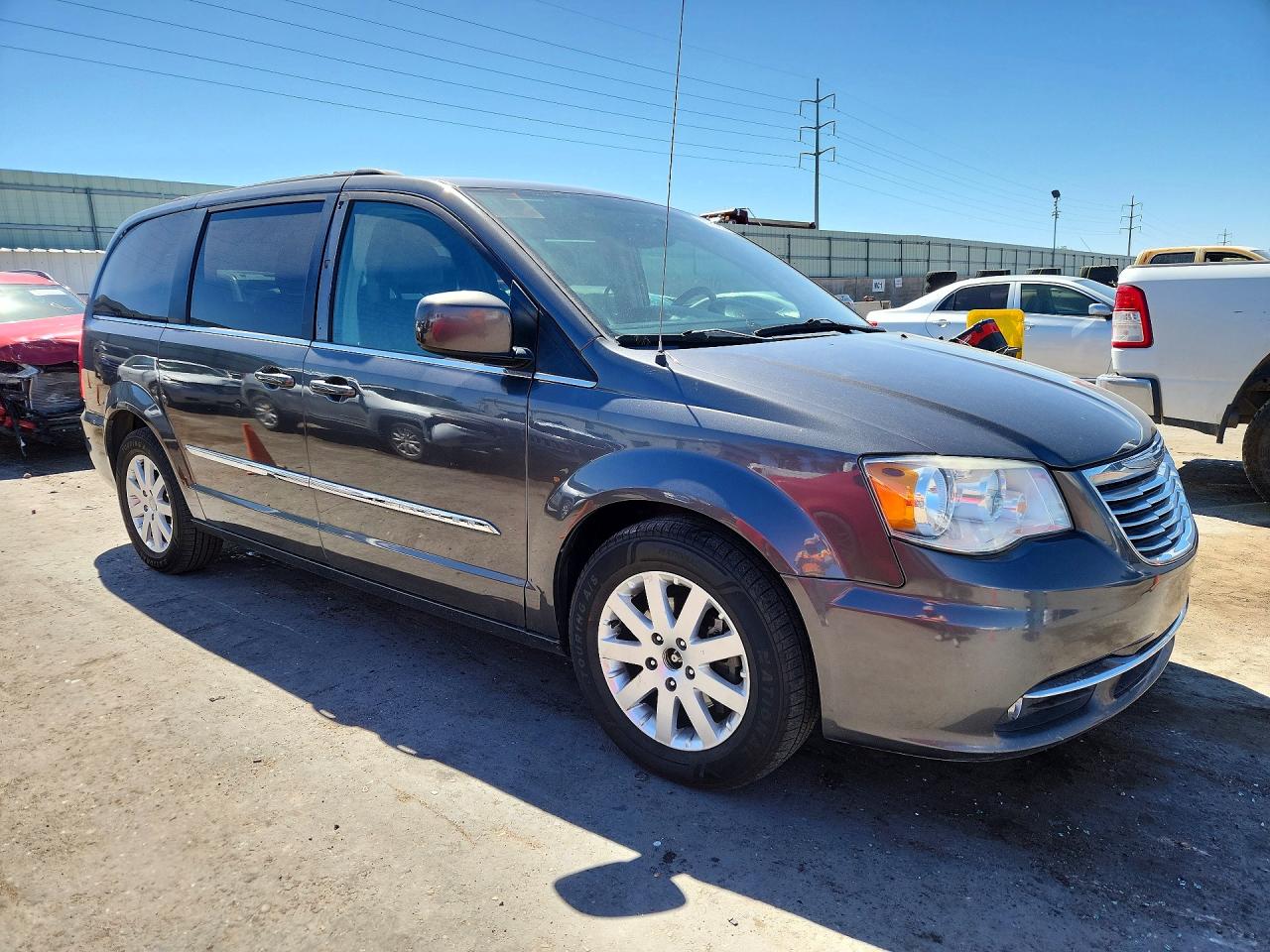 2016 CHRYSLER MINIVAN