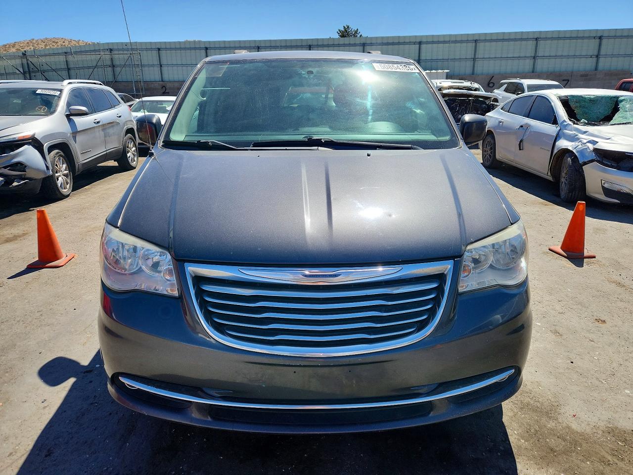 2016 CHRYSLER MINIVAN