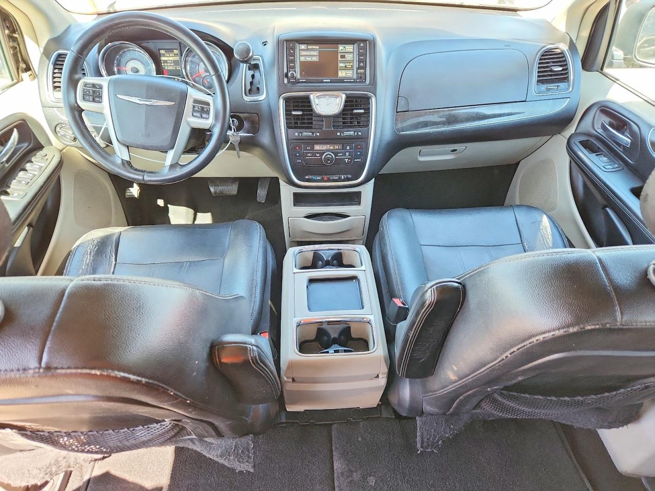 2016 CHRYSLER MINIVAN
