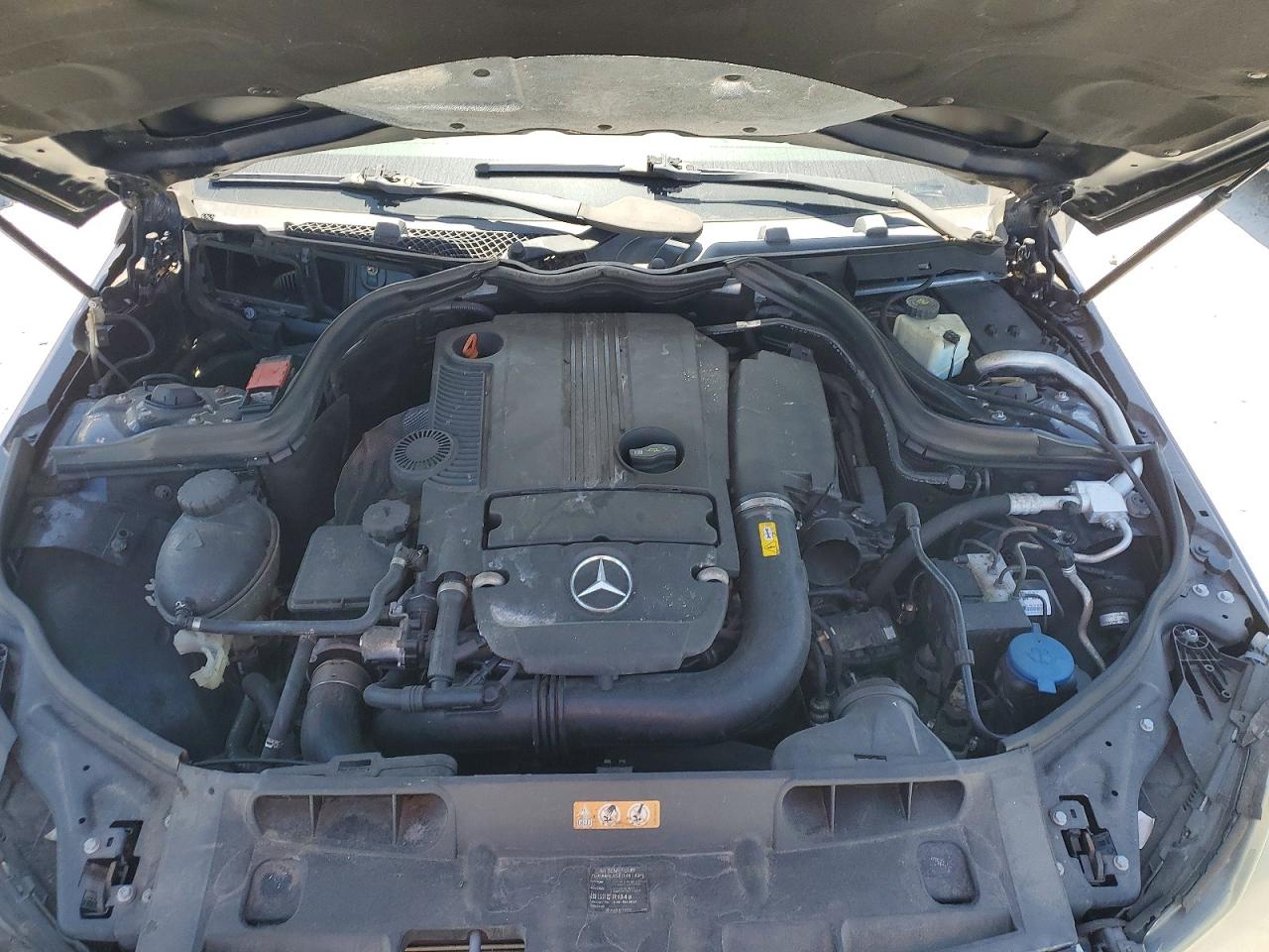 2012 MERCEDES-BENZ C-CLASS