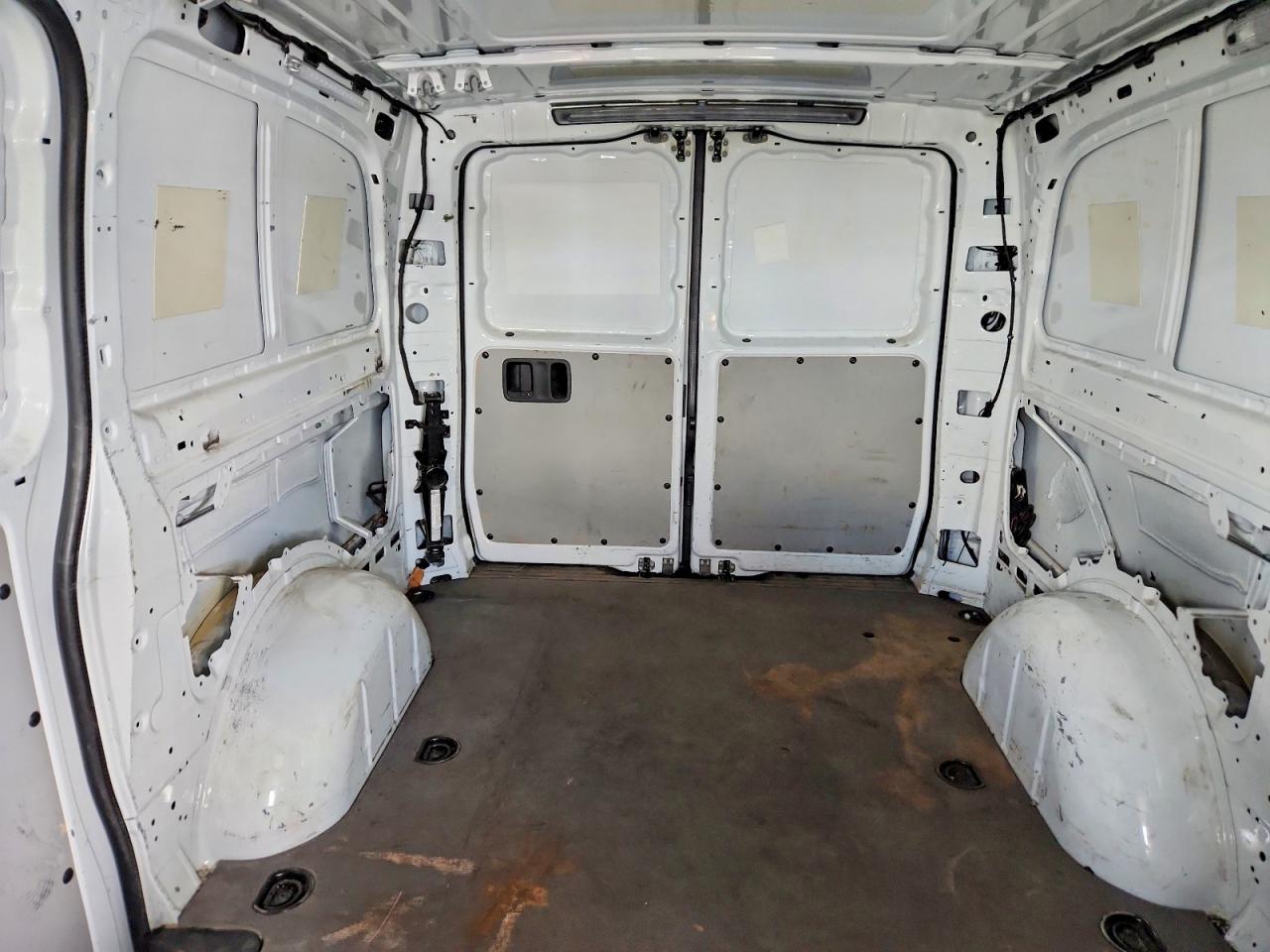2019 MERCEDES BENZ METRIS