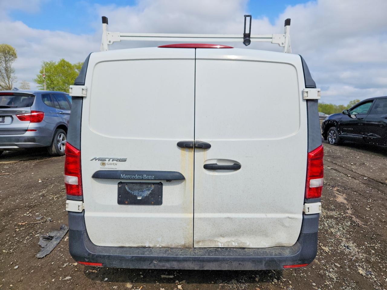 2019 MERCEDES BENZ METRIS