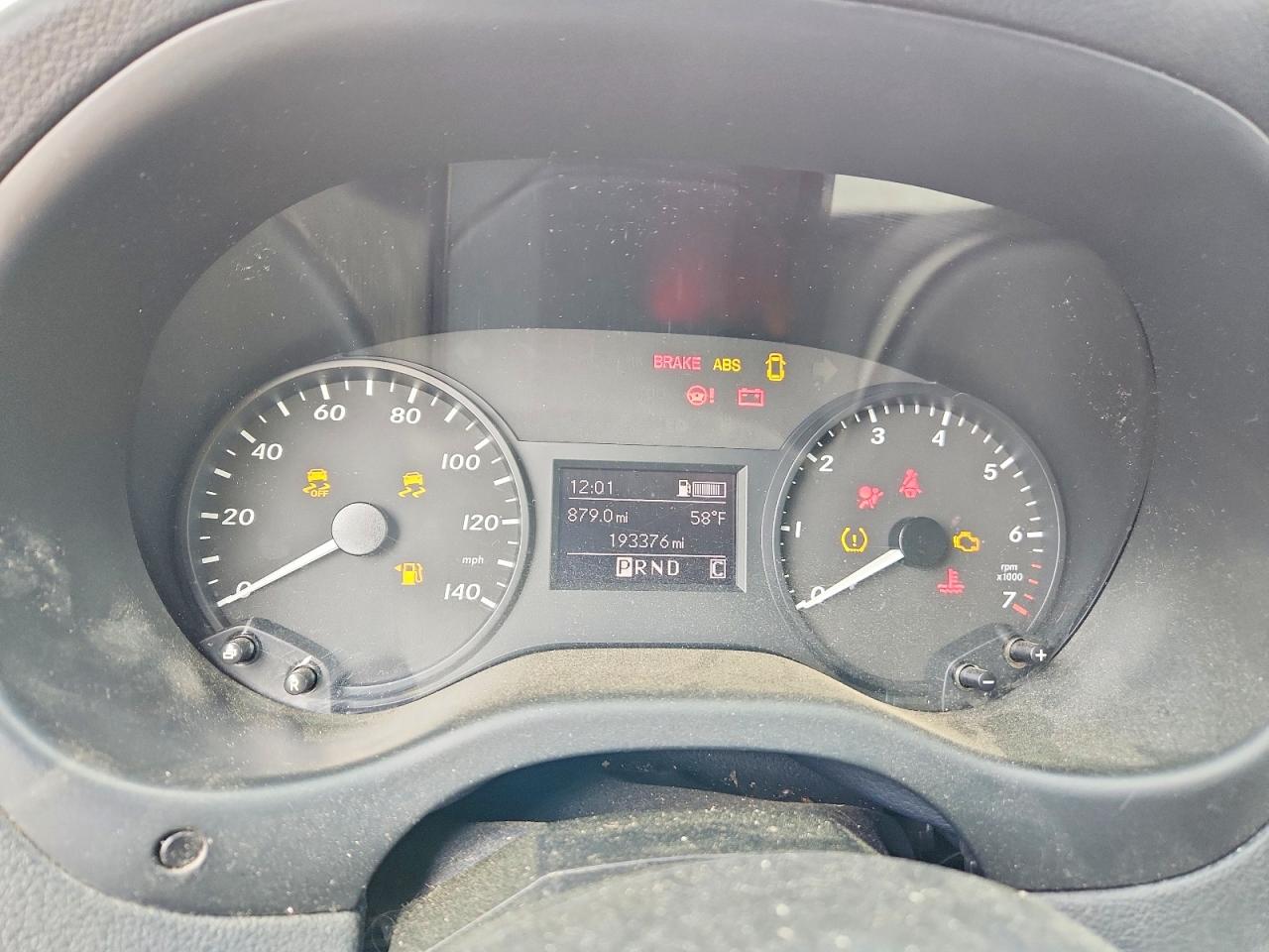 2019 MERCEDES BENZ METRIS