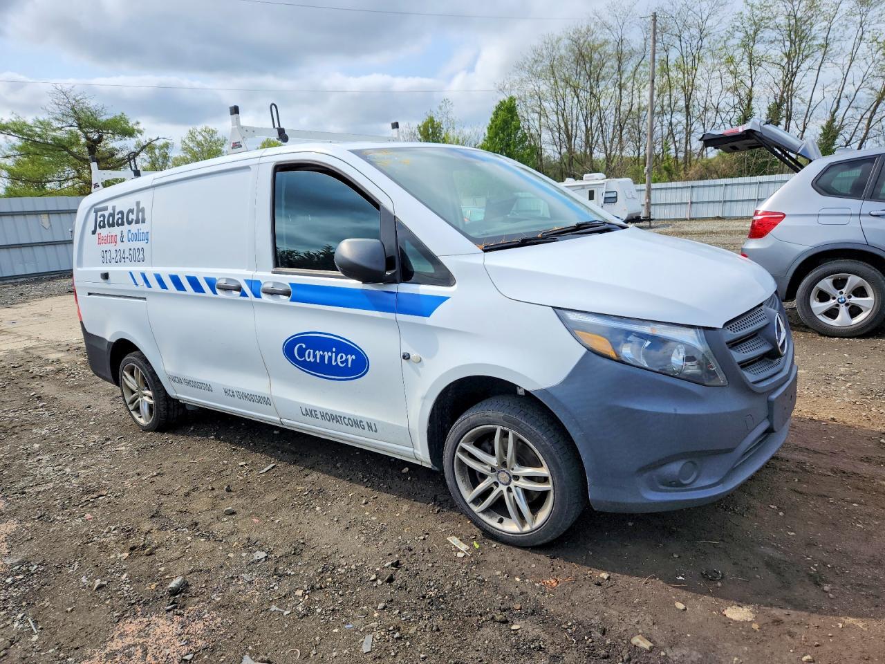 2019 MERCEDES BENZ METRIS