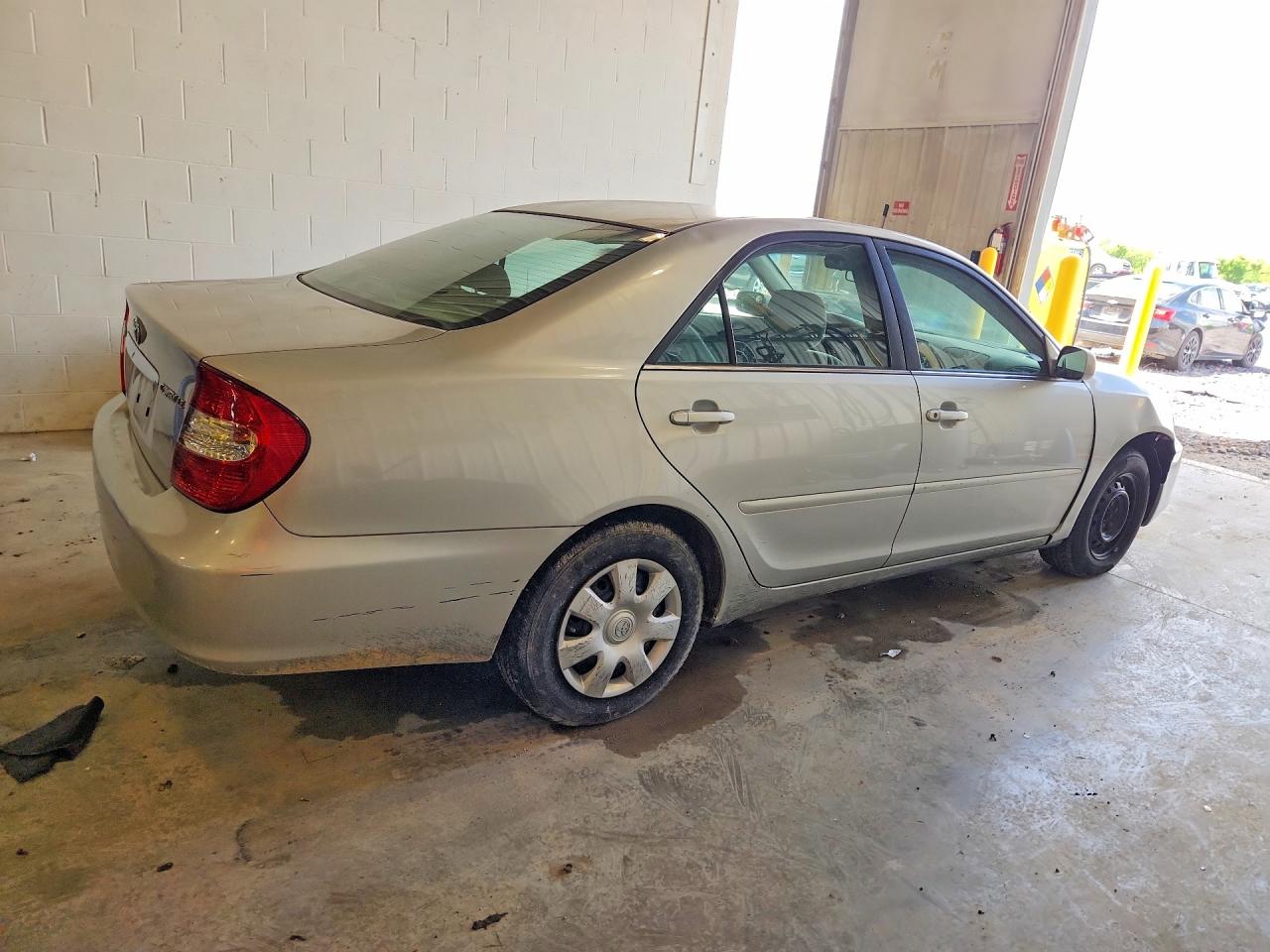 2003 TOYOTA CAMRY