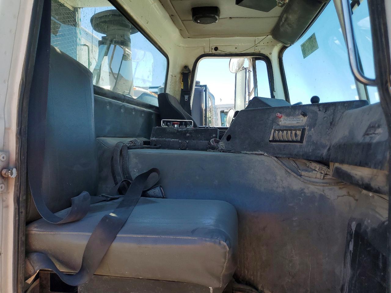 2003 AUTOCAR LLC ALL OTHER