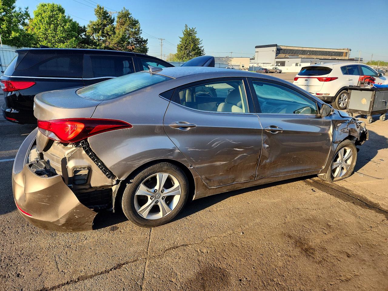 2016 HYUNDAI ELANTRA