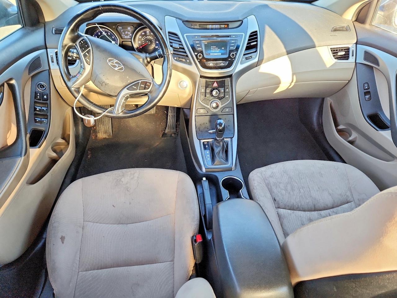 2016 HYUNDAI ELANTRA