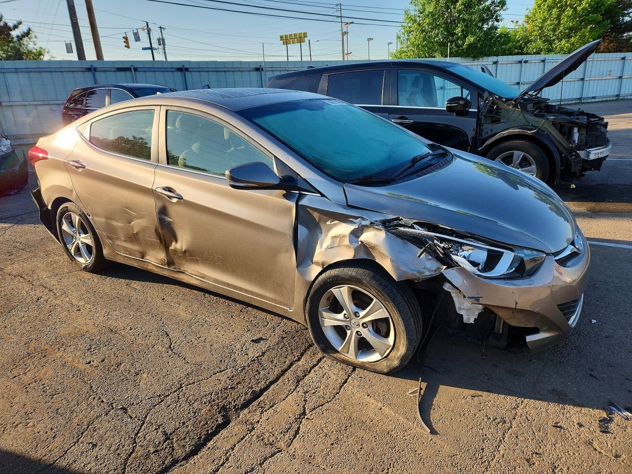 2016 HYUNDAI ELANTRA