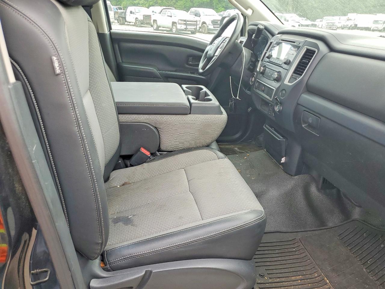 2018 NISSAN TITAN