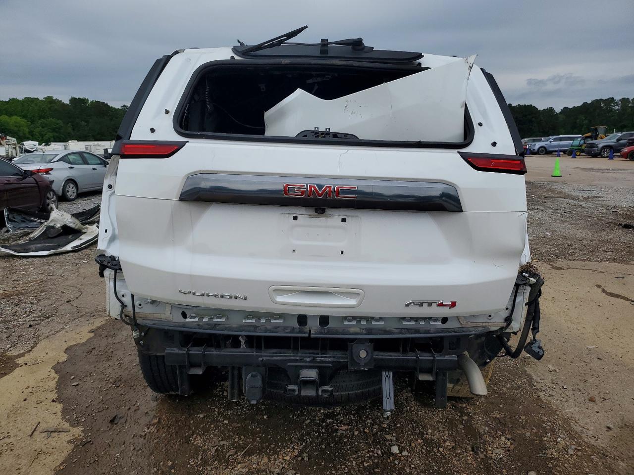 2024 GMC YUKON