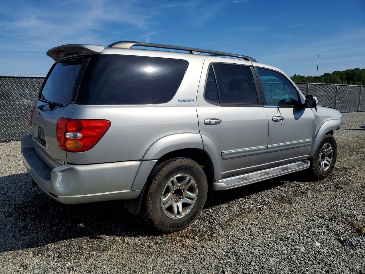 2004 TOYOTA SEQUOIA