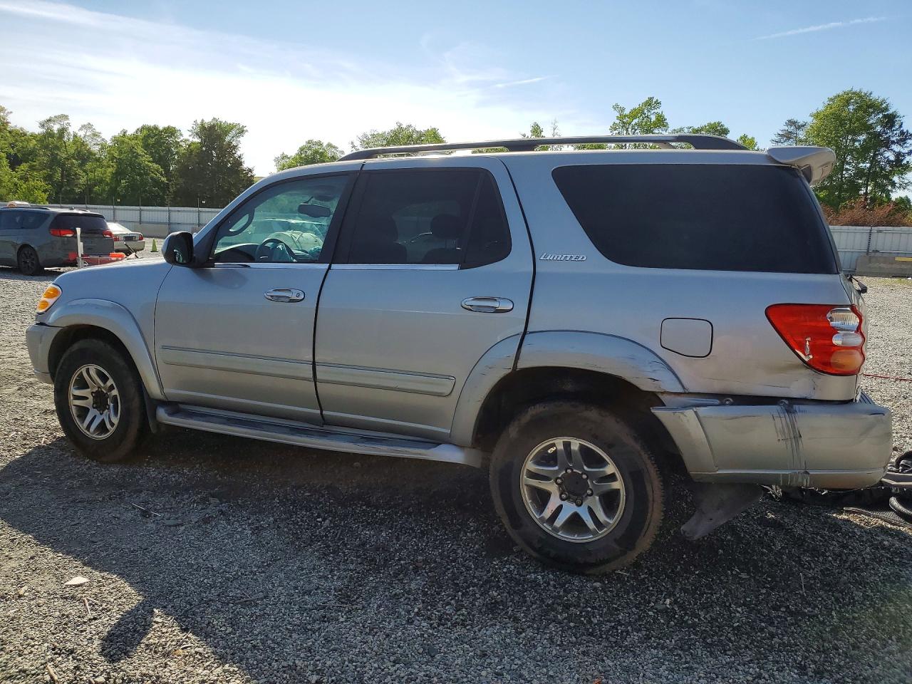 2004 TOYOTA SEQUOIA