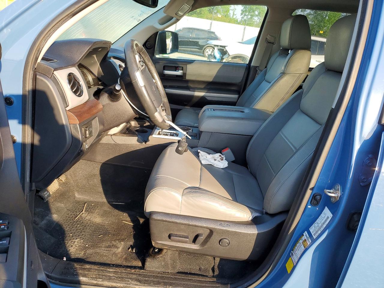 2020 TOYOTA TUNDRA