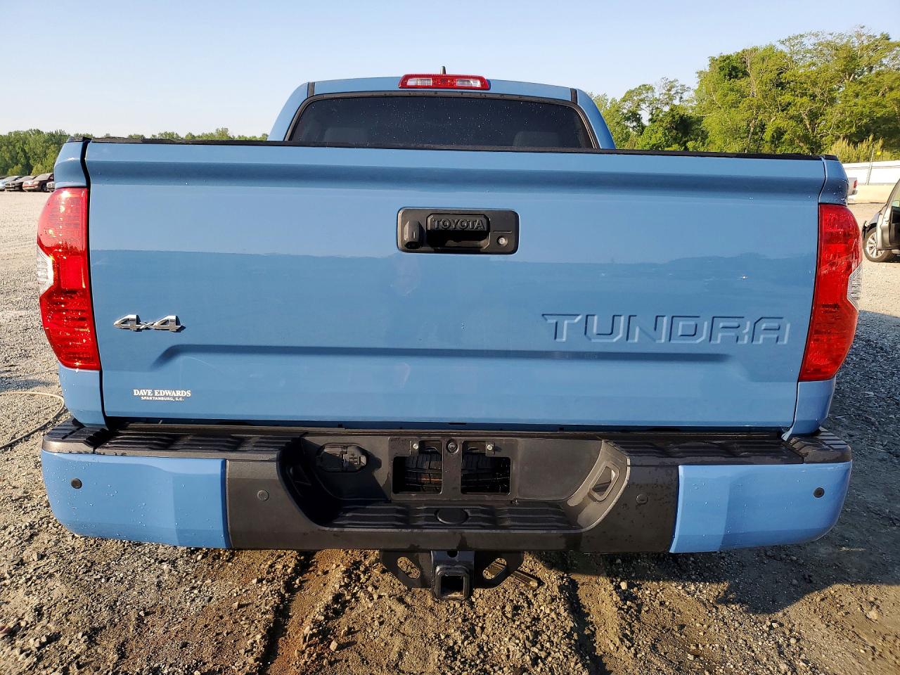 2020 TOYOTA TUNDRA