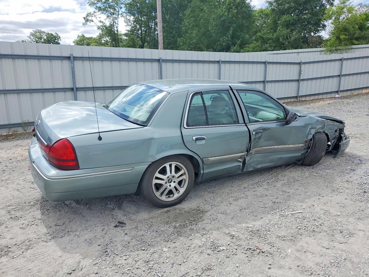 2005 MERCURY GRMARQUIS
