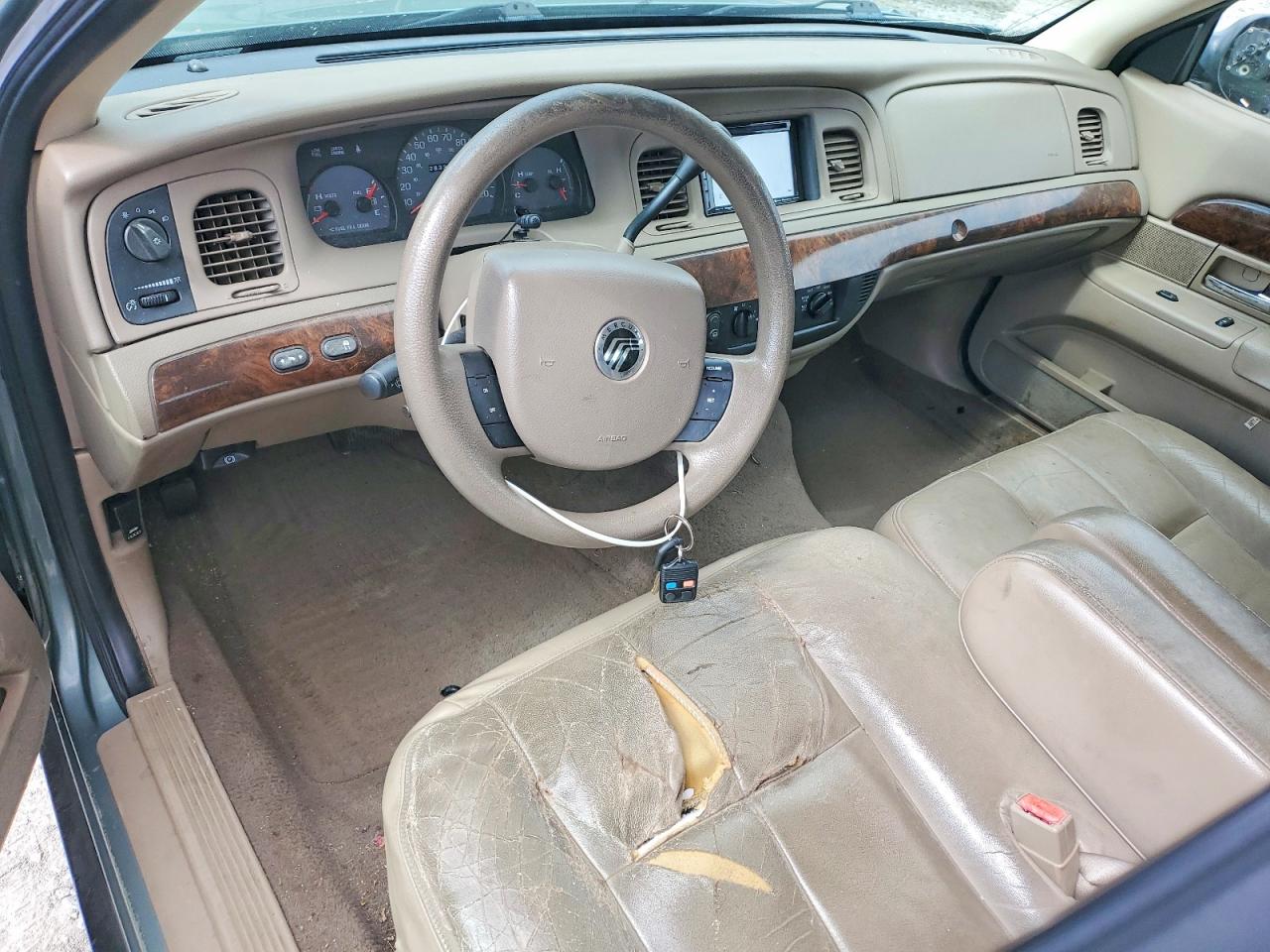 2005 MERCURY GRMARQUIS