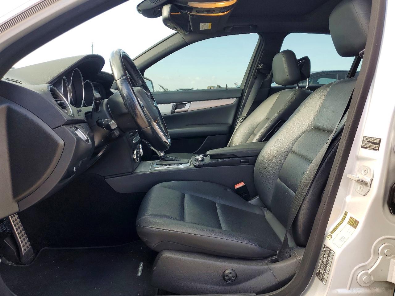 2012 MERCEDES-BENZ C-CLASS