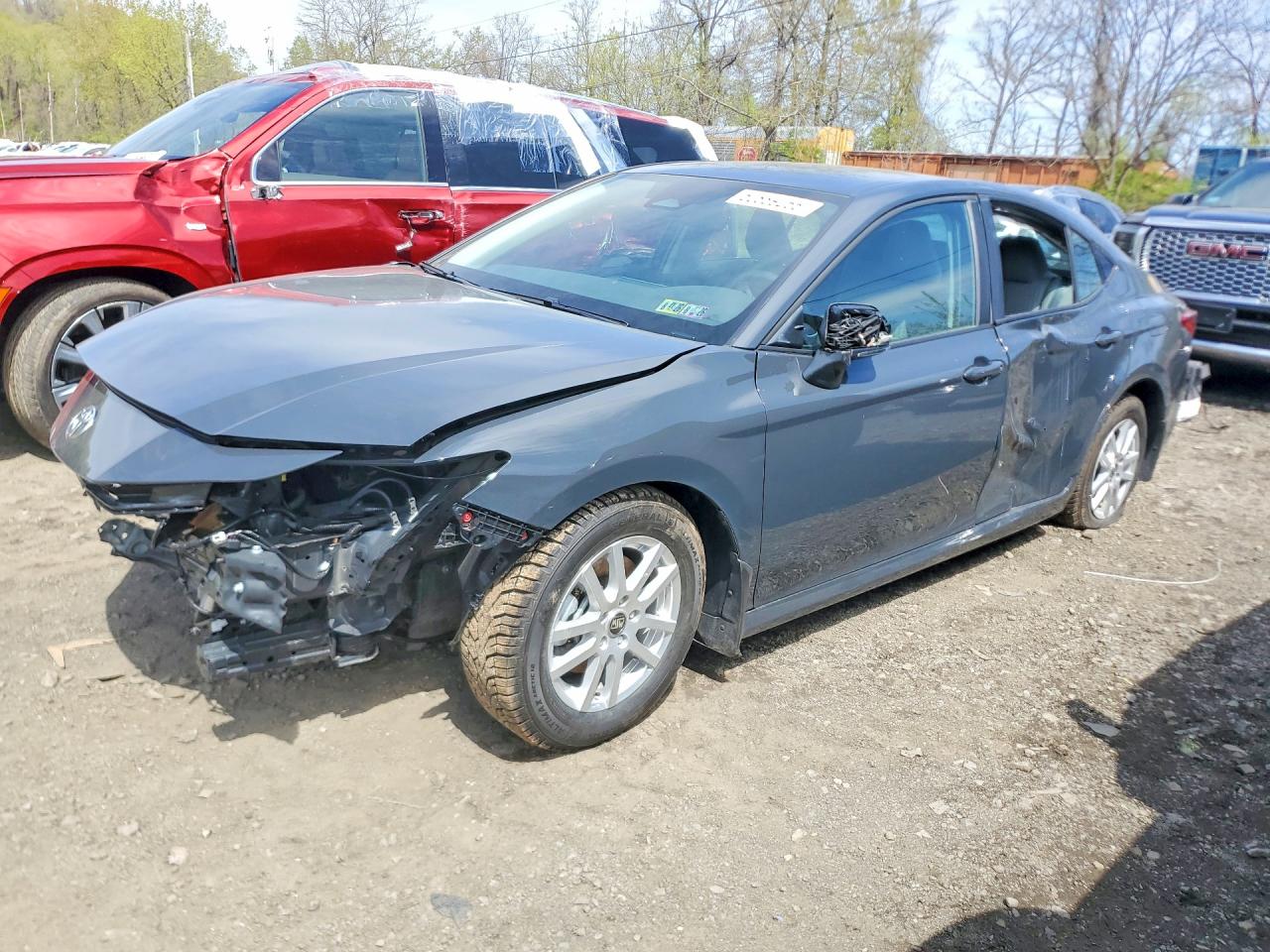 2025 TOYOTA CAMRY