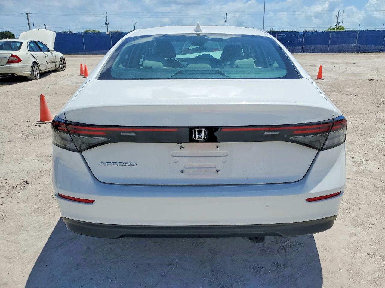 2025 HONDA ACCORD