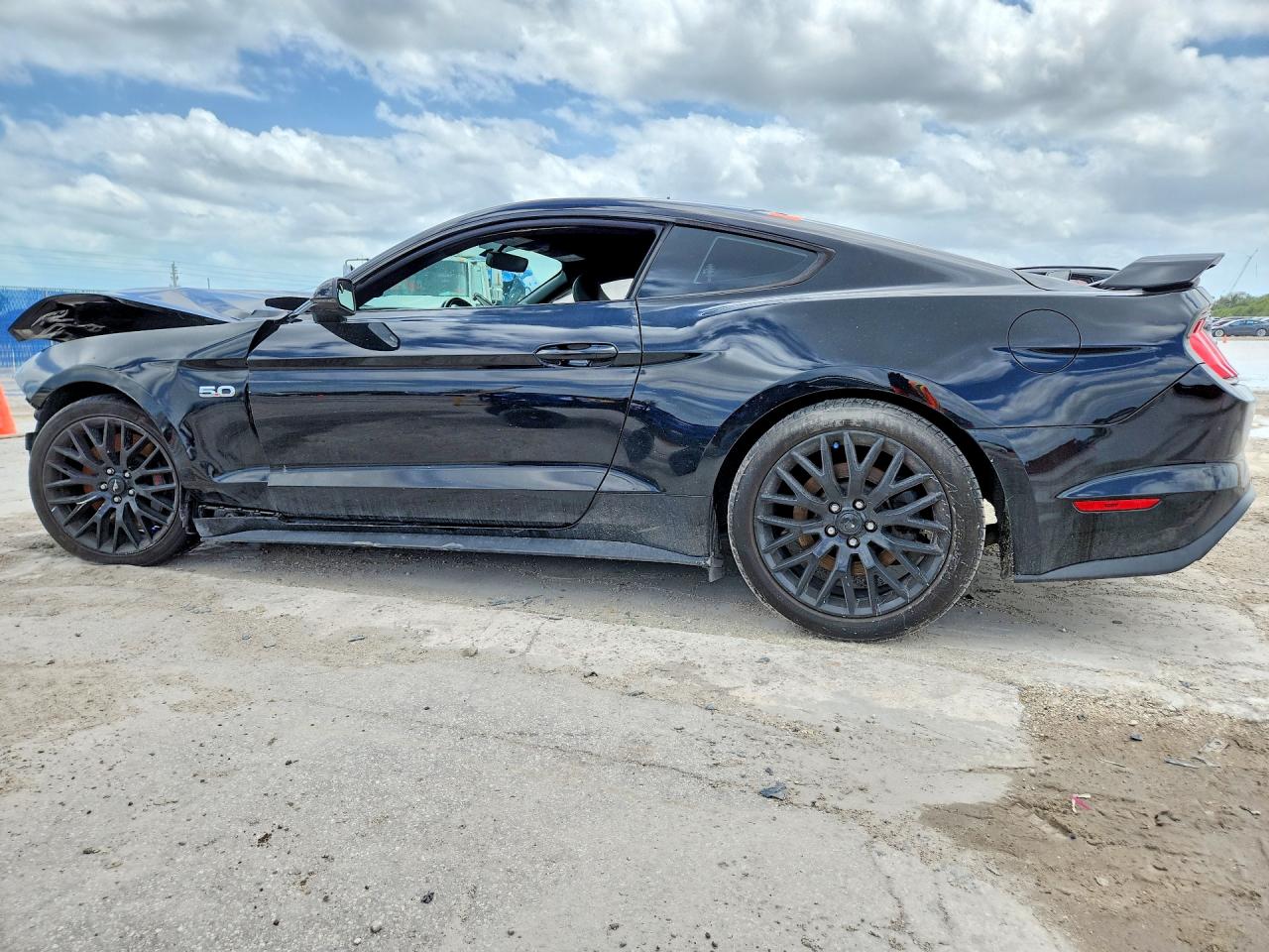 2019 FORD MUSTANG
