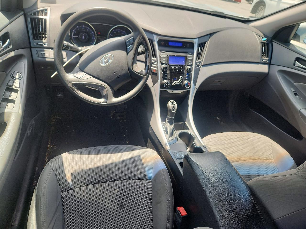 2013 HYUNDAI SONATA