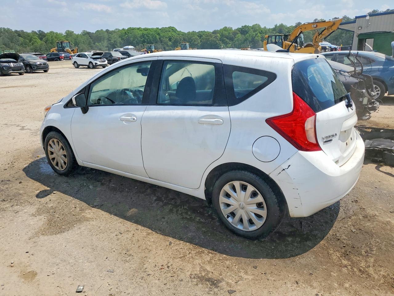 2016 NISSAN VERSA