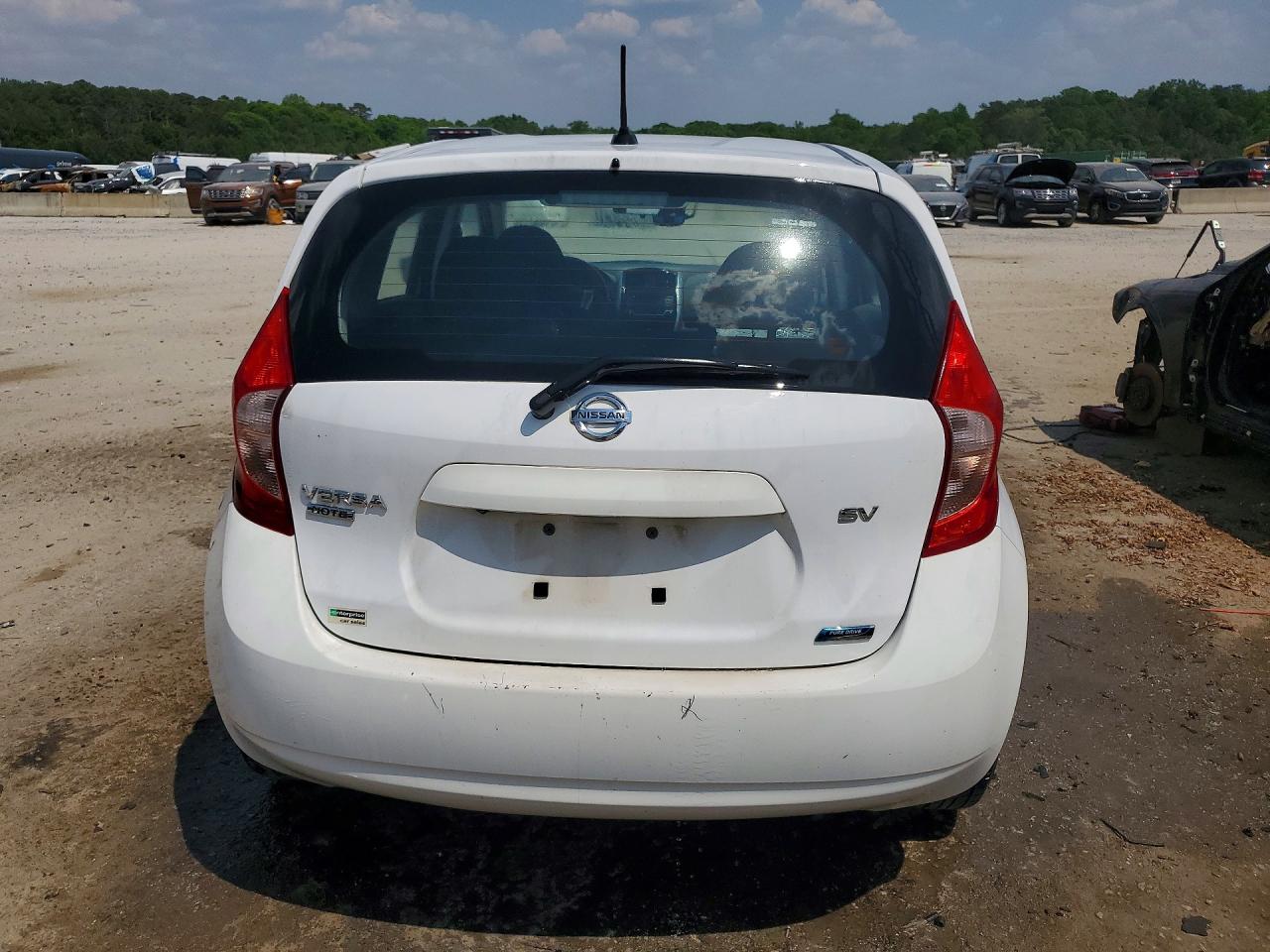 2016 NISSAN VERSA