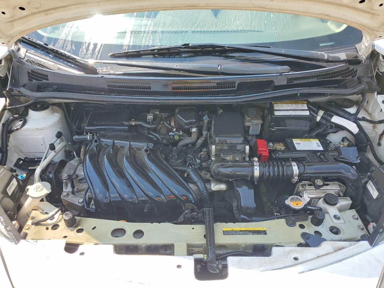 2016 NISSAN VERSA