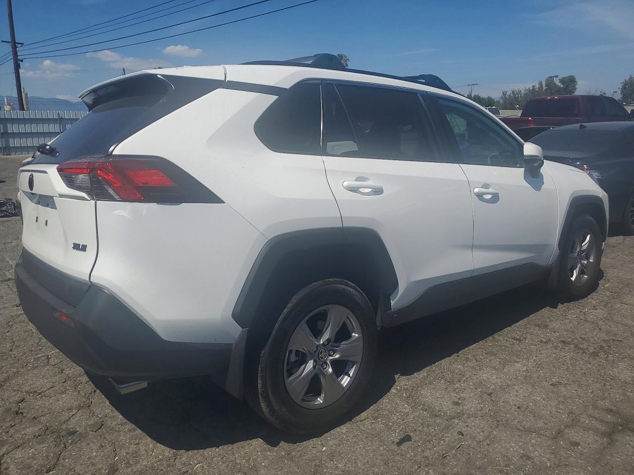 2025 TOYOTA RAV4