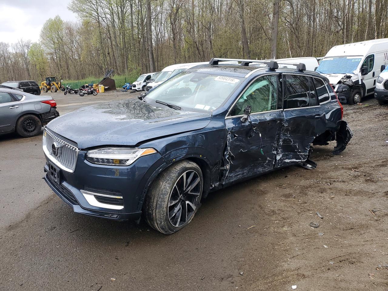 2024 VOLVO XC90