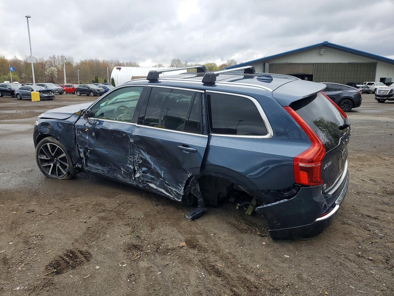 2024 VOLVO XC90