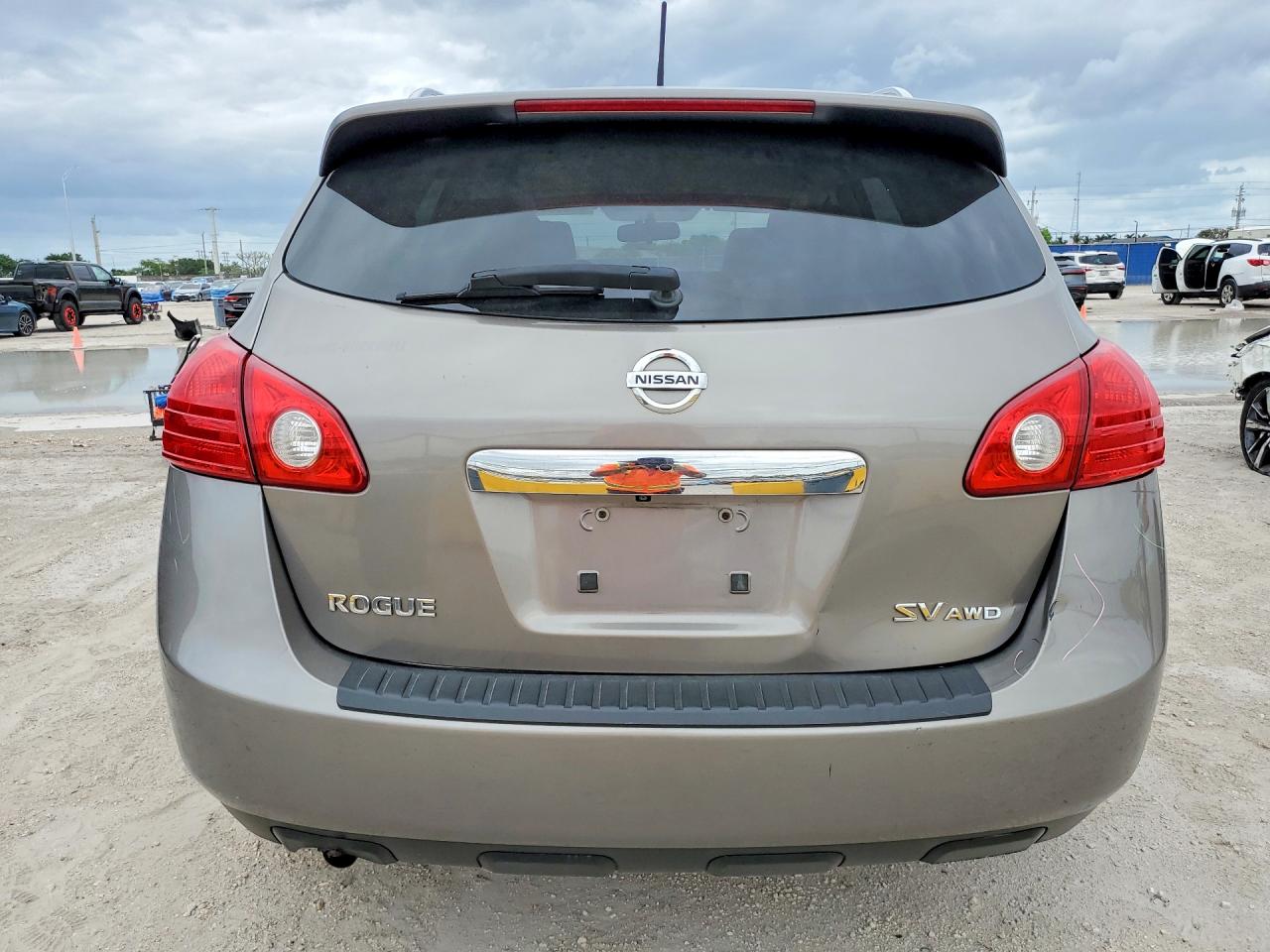 2012 NISSAN ROGUE