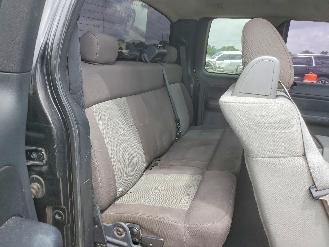 2004 FORD F150