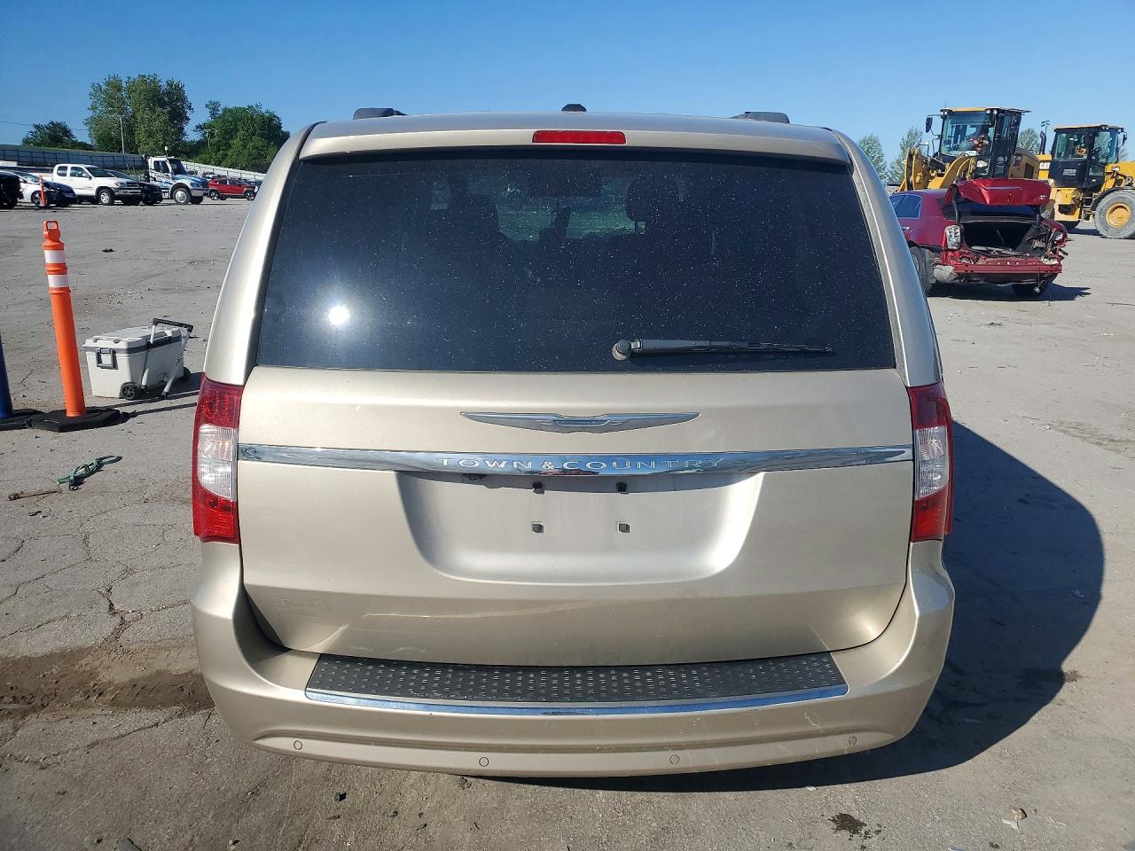 2013 CHRYSLER MINIVAN